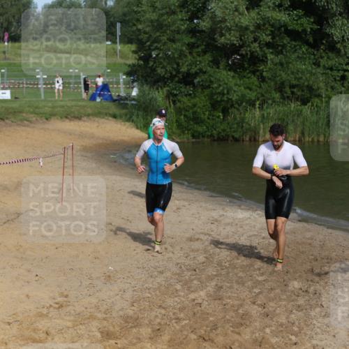 21.06.2026 - 29. Vierlanden-Triathlon Andreas Tolksdorf http://msf.ph/oto/9855460 21.06.2026 08:52:22 Schwimmen 33, 181 meine-sportfotos.de