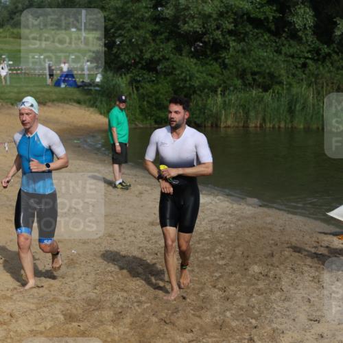21.06.2026 - 29. Vierlanden-Triathlon Andreas Tolksdorf http://msf.ph/oto/9855470 21.06.2026 08:52:23 Schwimmen 33, 181 meine-sportfotos.de