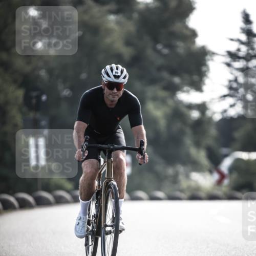 21.06.2026 - 29. Vierlanden-Triathlon H.Heesch http://msf.ph/oto/9855485 21.06.2026 08:53:32 Radfahren 88 meine-sportfotos.de