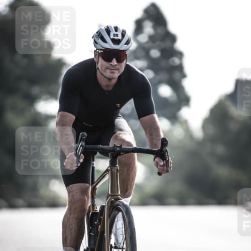 21.06.2026 - 29. Vierlanden-Triathlon H.Heesch http://msf.ph/oto/9855496 21.06.2026 08:53:33 Radfahren 88 meine-sportfotos.de