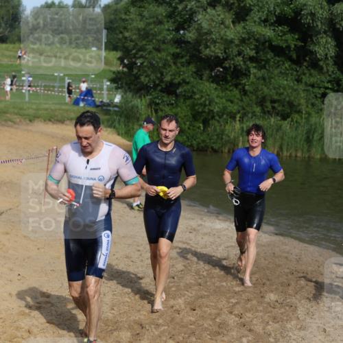 21.06.2026 - 29. Vierlanden-Triathlon Andreas Tolksdorf http://msf.ph/oto/9855515 21.06.2026 08:52:44 Schwimmen 22, 98, 195 meine-sportfotos.de