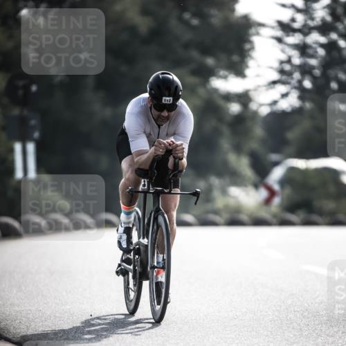 21.06.2026 - 29. Vierlanden-Triathlon H.Heesch http://msf.ph/oto/9855531 21.06.2026 08:53:50 Radfahren 4, 112 meine-sportfotos.de