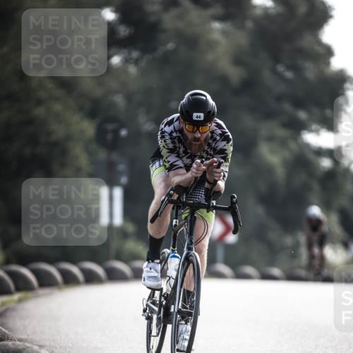21.06.2026 - 29. Vierlanden-Triathlon H.Heesch http://msf.ph/oto/9855553 21.06.2026 08:54:12 Radfahren 44, 169 meine-sportfotos.de