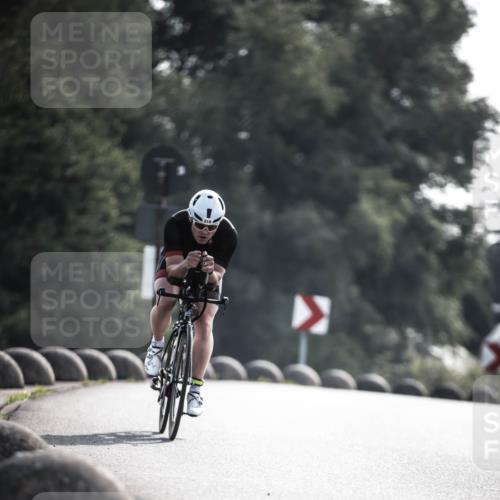 21.06.2026 - 29. Vierlanden-Triathlon H.Heesch http://msf.ph/oto/9855589 21.06.2026 08:54:25 Radfahren 173, 219 meine-sportfotos.de