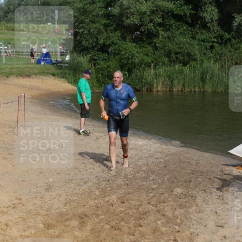 21.06.2026 - 29. Vierlanden-Triathlon Andreas Tolksdorf http://msf.ph/oto/9855594 21.06.2026 08:53:07 Schwimmen 200, 205 meine-sportfotos.de