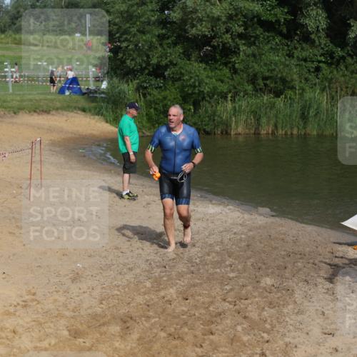 21.06.2026 - 29. Vierlanden-Triathlon Andreas Tolksdorf http://msf.ph/oto/9855603 21.06.2026 08:53:07 Schwimmen 200, 205 meine-sportfotos.de