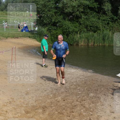 21.06.2026 - 29. Vierlanden-Triathlon Andreas Tolksdorf http://msf.ph/oto/9855605 21.06.2026 08:53:07 Schwimmen 200, 205 meine-sportfotos.de