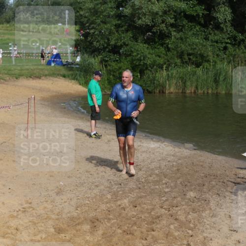 21.06.2026 - 29. Vierlanden-Triathlon Andreas Tolksdorf http://msf.ph/oto/9855609 21.06.2026 08:53:07 Schwimmen 200, 205 meine-sportfotos.de