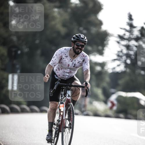 21.06.2026 - 29. Vierlanden-Triathlon H.Heesch http://msf.ph/oto/9855634 21.06.2026 08:54:36 Radfahren 18, 147, 173 meine-sportfotos.de