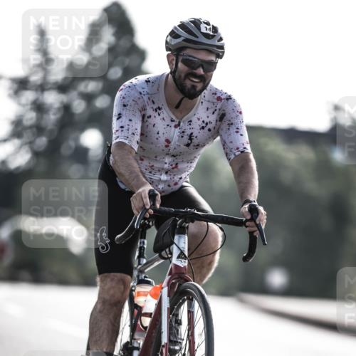 21.06.2026 - 29. Vierlanden-Triathlon H.Heesch http://msf.ph/oto/9855648 21.06.2026 08:54:37 Radfahren 18, 147 meine-sportfotos.de