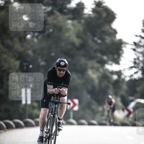 21.06.2026 - 29. Vierlanden-Triathlon H.Heesch http://msf.ph/oto/9855669 21.06.2026 08:54:56 Radfahren 34, 39, 84, 104 meine-sportfotos.de