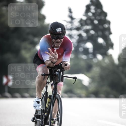 21.06.2026 - 29. Vierlanden-Triathlon H.Heesch http://msf.ph/oto/9855717 21.06.2026 08:55:11 Radfahren 142 meine-sportfotos.de