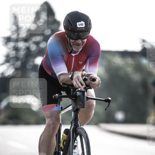 21.06.2026 - 29. Vierlanden-Triathlon H.Heesch http://msf.ph/oto/9855723 21.06.2026 08:55:12 Radfahren 142 meine-sportfotos.de