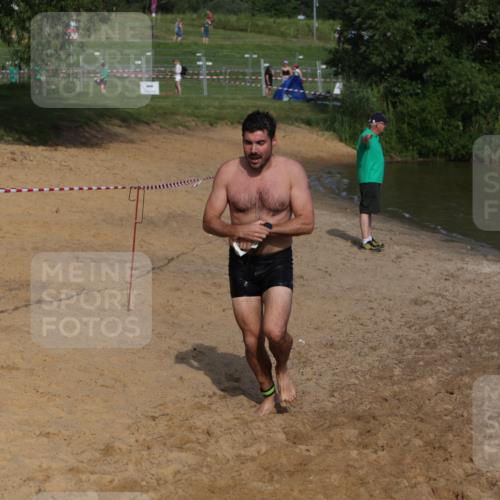 21.06.2026 - 29. Vierlanden-Triathlon Andreas Tolksdorf http://msf.ph/oto/9855737 21.06.2026 08:53:37 Schwimmen 15, 124 meine-sportfotos.de
