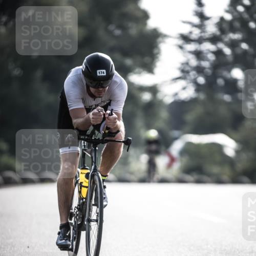 21.06.2026 - 29. Vierlanden-Triathlon H.Heesch http://msf.ph/oto/9855741 21.06.2026 08:55:37 Radfahren 165, 174 meine-sportfotos.de