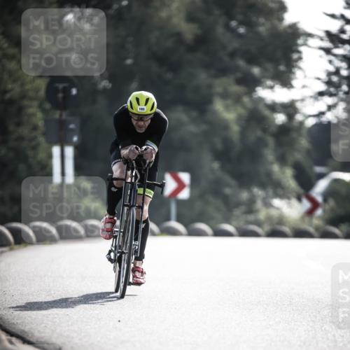 21.06.2026 - 29. Vierlanden-Triathlon H.Heesch http://msf.ph/oto/9855757 21.06.2026 08:55:42 Radfahren 159, 165 meine-sportfotos.de