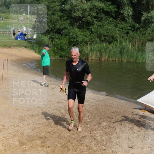 21.06.2026 - 29. Vierlanden-Triathlon Andreas Tolksdorf http://msf.ph/oto/9855766 21.06.2026 08:53:46 Schwimmen 122, 124, 126 meine-sportfotos.de