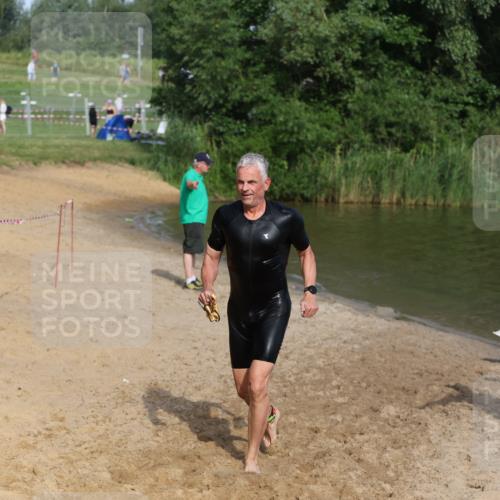21.06.2026 - 29. Vierlanden-Triathlon Andreas Tolksdorf http://msf.ph/oto/9855785 21.06.2026 08:53:46 Schwimmen 122, 124, 126 meine-sportfotos.de