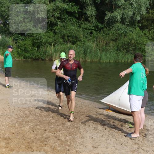 21.06.2026 - 29. Vierlanden-Triathlon Andreas Tolksdorf http://msf.ph/oto/9855811 21.06.2026 08:53:50 Schwimmen 122, 124, 126, 146, 176 meine-sportfotos.de