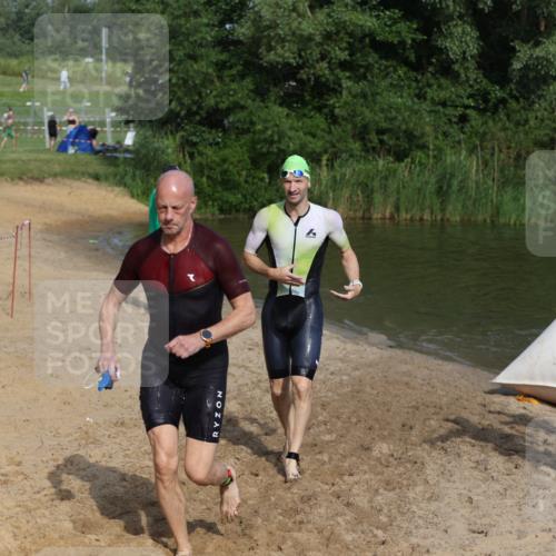 21.06.2026 - 29. Vierlanden-Triathlon Andreas Tolksdorf http://msf.ph/oto/9855826 21.06.2026 08:53:52 Schwimmen 122, 126, 146, 176 meine-sportfotos.de