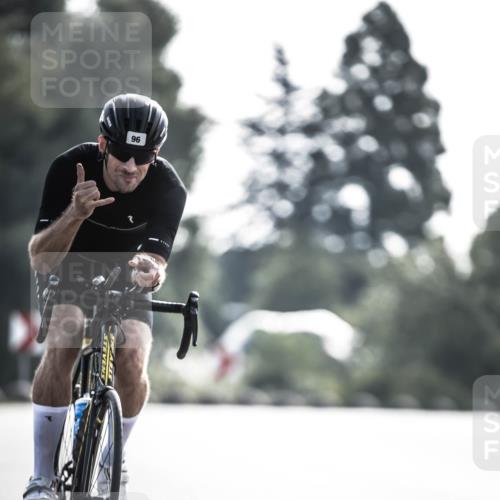 21.06.2026 - 29. Vierlanden-Triathlon H.Heesch http://msf.ph/oto/9855847 21.06.2026 08:56:04 Radfahren 96 meine-sportfotos.de