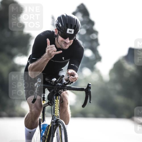 21.06.2026 - 29. Vierlanden-Triathlon H.Heesch http://msf.ph/oto/9855852 21.06.2026 08:56:04 Radfahren 96 meine-sportfotos.de
