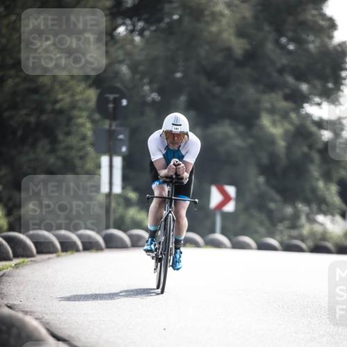 21.06.2026 - 29. Vierlanden-Triathlon H.Heesch http://msf.ph/oto/9855855 21.06.2026 08:56:18 Radfahren 141 meine-sportfotos.de