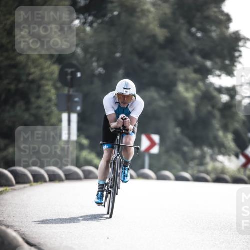 21.06.2026 - 29. Vierlanden-Triathlon H.Heesch http://msf.ph/oto/9855858 21.06.2026 08:56:18 Radfahren 141 meine-sportfotos.de
