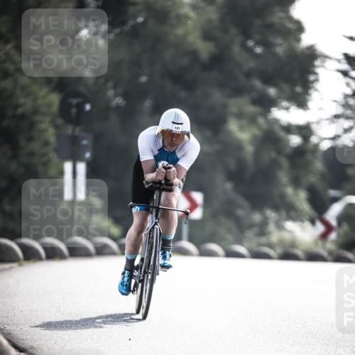 21.06.2026 - 29. Vierlanden-Triathlon H.Heesch http://msf.ph/oto/9855860 21.06.2026 08:56:18 Radfahren 141 meine-sportfotos.de