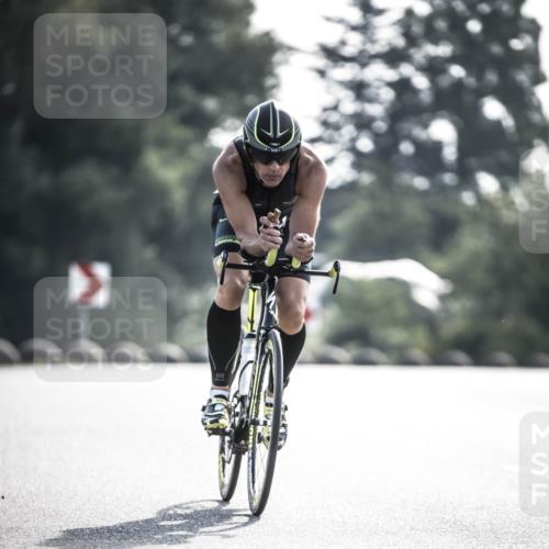 21.06.2026 - 29. Vierlanden-Triathlon H.Heesch http://msf.ph/oto/9855887 21.06.2026 08:56:36 Radfahren 131 meine-sportfotos.de