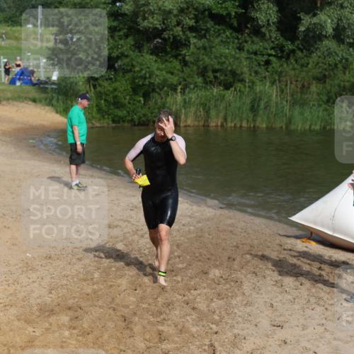 21.06.2026 - 29. Vierlanden-Triathlon Andreas Tolksdorf http://msf.ph/oto/9855927 21.06.2026 08:53:59 Schwimmen 146, 176, 190 meine-sportfotos.de