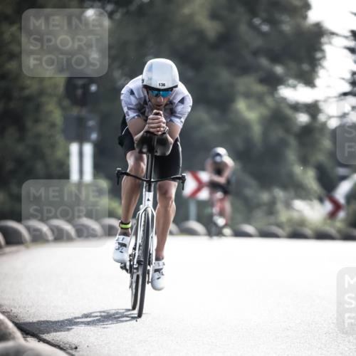 21.06.2026 - 29. Vierlanden-Triathlon H.Heesch http://msf.ph/oto/9855930 21.06.2026 08:57:00 Radfahren 118, 136 meine-sportfotos.de