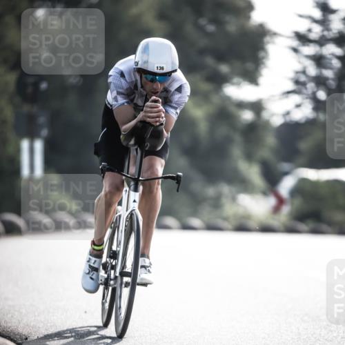 21.06.2026 - 29. Vierlanden-Triathlon H.Heesch http://msf.ph/oto/9855936 21.06.2026 08:57:01 Radfahren 118, 136 meine-sportfotos.de