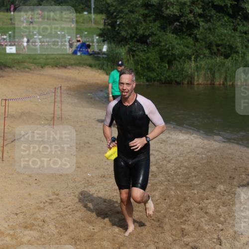 21.06.2026 - 29. Vierlanden-Triathlon Andreas Tolksdorf http://msf.ph/oto/9855945 21.06.2026 08:54:00 Schwimmen 146, 176, 190 meine-sportfotos.de