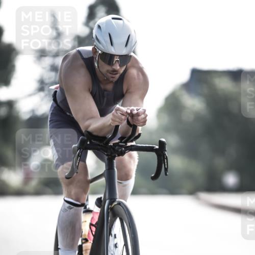 21.06.2026 - 29. Vierlanden-Triathlon H.Heesch http://msf.ph/oto/9856004 21.06.2026 08:57:36 Radfahren 35 meine-sportfotos.de