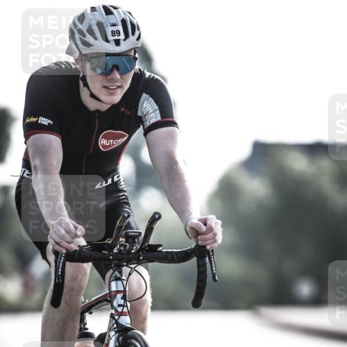 21.06.2026 - 29. Vierlanden-Triathlon H.Heesch http://msf.ph/oto/9856026 21.06.2026 08:57:52 Radfahren 89, 119 meine-sportfotos.de