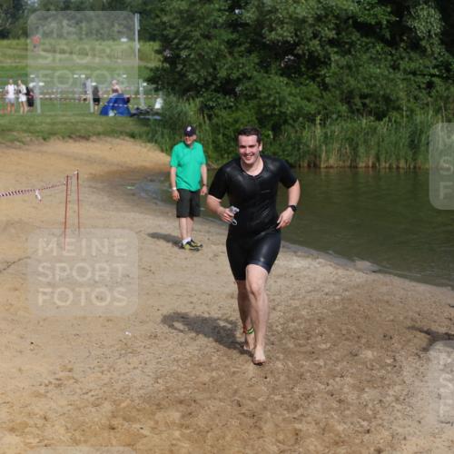 21.06.2026 - 29. Vierlanden-Triathlon Andreas Tolksdorf http://msf.ph/oto/9856038 21.06.2026 08:55:01 Schwimmen 19 meine-sportfotos.de