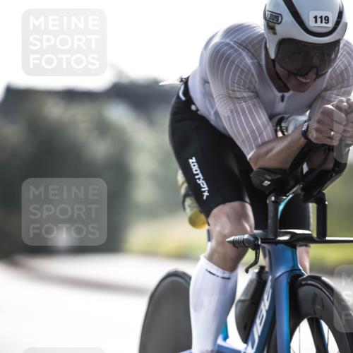 21.06.2026 - 29. Vierlanden-Triathlon H.Heesch http://msf.ph/oto/9856048 21.06.2026 08:57:59 Radfahren 40, 90, 119 meine-sportfotos.de