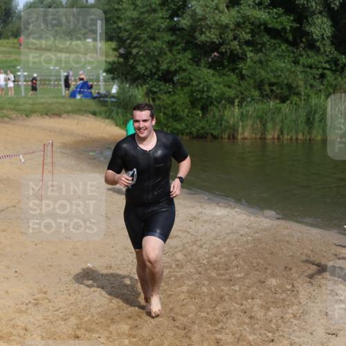 21.06.2026 - 29. Vierlanden-Triathlon Andreas Tolksdorf http://msf.ph/oto/9856064 21.06.2026 08:55:01 Schwimmen 19 meine-sportfotos.de