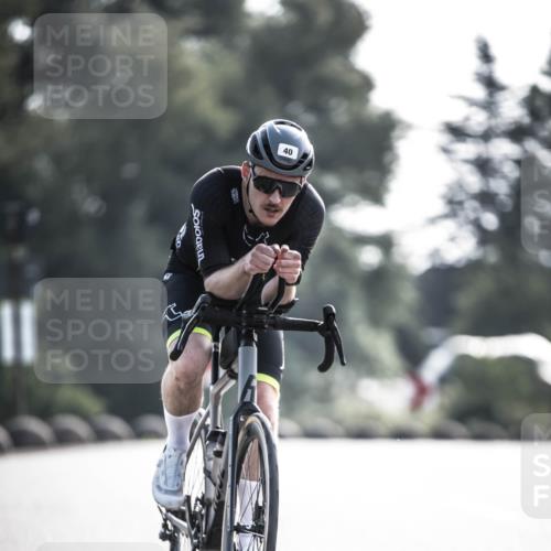 21.06.2026 - 29. Vierlanden-Triathlon H.Heesch http://msf.ph/oto/9856089 21.06.2026 08:58:05 Radfahren 40, 90 meine-sportfotos.de