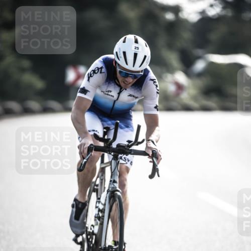 21.06.2026 - 29. Vierlanden-Triathlon H.Heesch http://msf.ph/oto/9856113 21.06.2026 08:58:25 Radfahren 25 meine-sportfotos.de