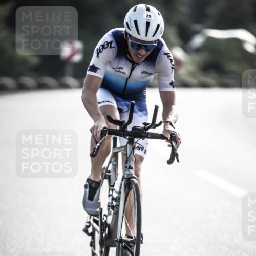 21.06.2026 - 29. Vierlanden-Triathlon H.Heesch http://msf.ph/oto/9856115 21.06.2026 08:58:25 Radfahren 25 meine-sportfotos.de