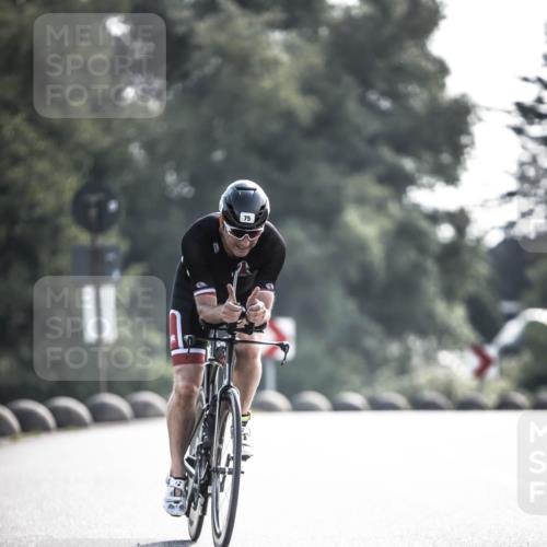 21.06.2026 - 29. Vierlanden-Triathlon H.Heesch http://msf.ph/oto/9856116 21.06.2026 08:58:35 Radfahren 75 meine-sportfotos.de