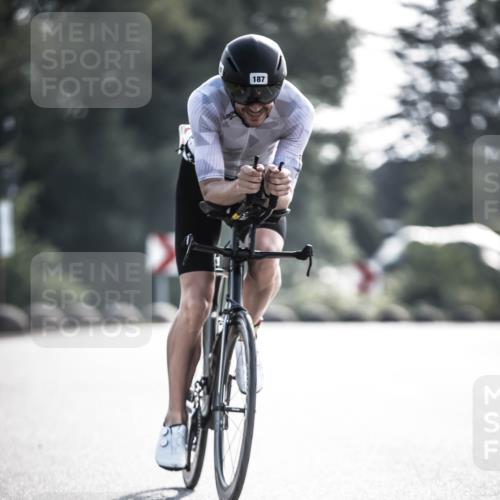 21.06.2026 - 29. Vierlanden-Triathlon H.Heesch http://msf.ph/oto/9856171 21.06.2026 08:58:53 Radfahren 153, 160, 187 meine-sportfotos.de
