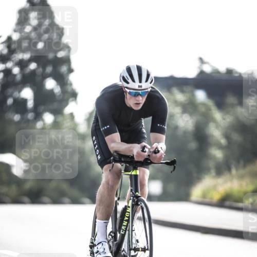 21.06.2026 - 29. Vierlanden-Triathlon H.Heesch http://msf.ph/oto/9856199 21.06.2026 08:59:03 Radfahren 83, 86, 130 meine-sportfotos.de