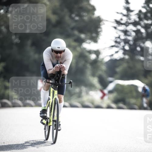 21.06.2026 - 29. Vierlanden-Triathlon H.Heesch http://msf.ph/oto/9856233 21.06.2026 08:59:22 Radfahren 139, 199 meine-sportfotos.de