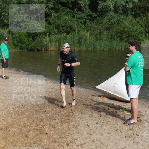 21.06.2026 - 29. Vierlanden-Triathlon Andreas Tolksdorf http://msf.ph/oto/9856243 21.06.2026 08:56:00 Schwimmen 138 meine-sportfotos.de