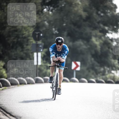21.06.2026 - 29. Vierlanden-Triathlon H.Heesch http://msf.ph/oto/9856255 21.06.2026 08:59:28 Radfahren 139 meine-sportfotos.de