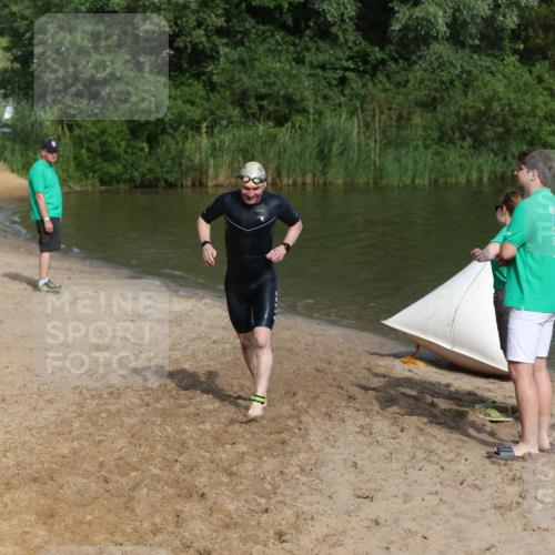 21.06.2026 - 29. Vierlanden-Triathlon Andreas Tolksdorf http://msf.ph/oto/9856262 21.06.2026 08:56:00 Schwimmen 138 meine-sportfotos.de