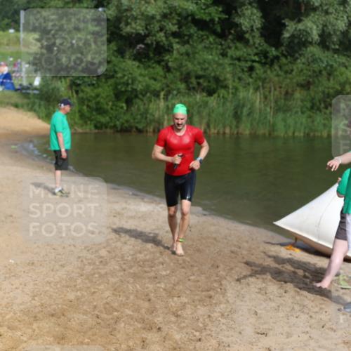 21.06.2026 - 29. Vierlanden-Triathlon Andreas Tolksdorf http://msf.ph/oto/9856277 21.06.2026 08:56:17 Schwimmen 121 meine-sportfotos.de